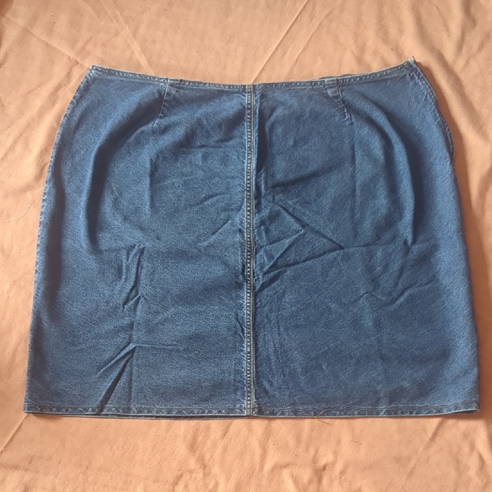 Avenue Blues Denim Mid Length Skirt
